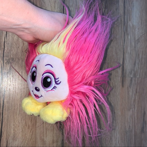 DELETING SOON!😭👻
Zuru Schnooks Fershnizzle Stuffed Toy for Hair Play & more! - Picture 6 of 7